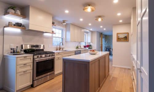 Modern Paint & White Oak Kitchen - Gibsonia, PA