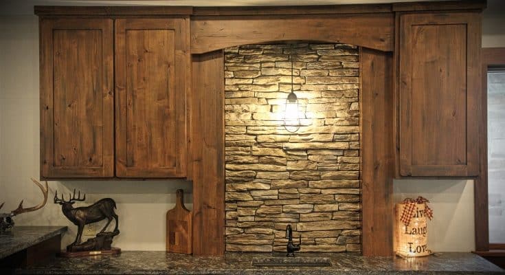 rustic_alder_kitchen_cabinets