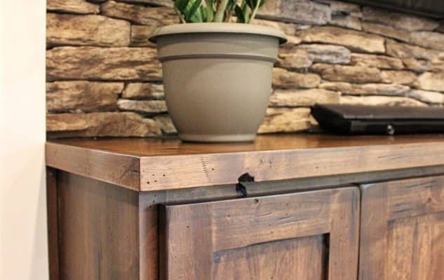 rustic_alder_kitchen_cabinets