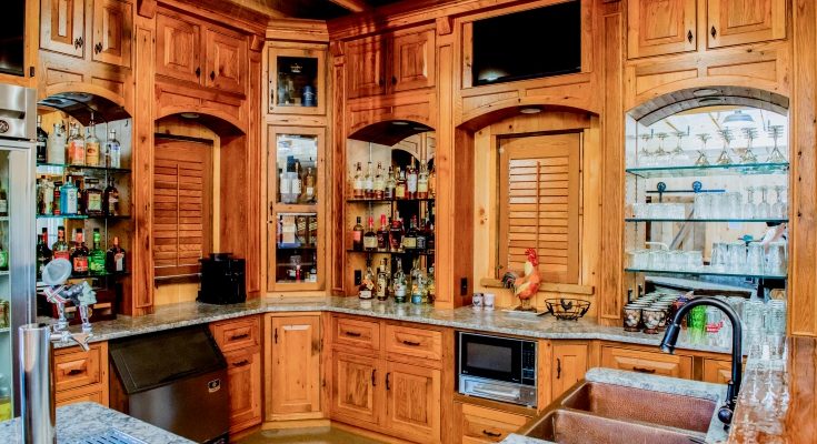 custom-cabinets-reclaimed-oak