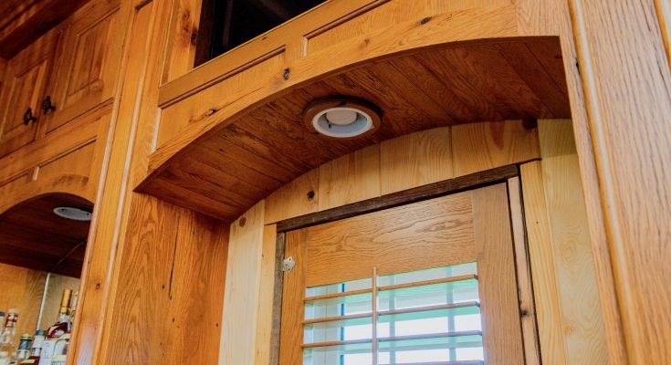 custom-cabinets-reclaimed-oak