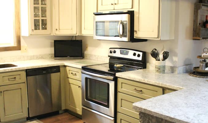 painted-glazed-custom-kitchen-cabinets-25