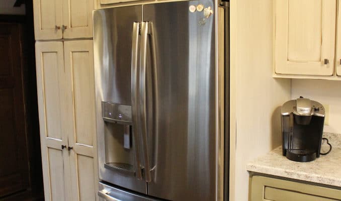 painted-glazed-custom-kitchen-cabinets-25