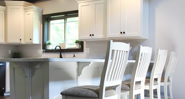 white-custom-kitchen-cabinets