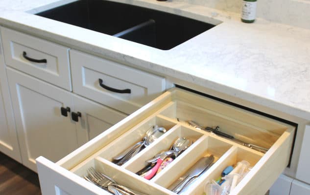 white-custom-kitchen-cabinets