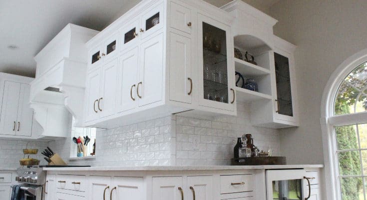 white-custom-kitchen-cabinets