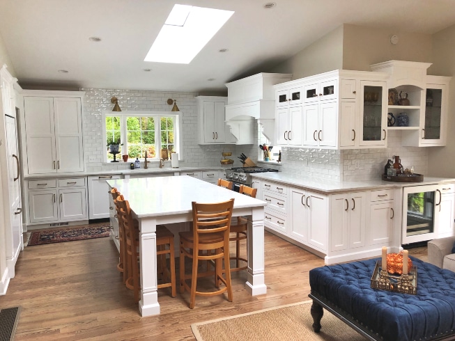 white-custom-kitchen-cabinets