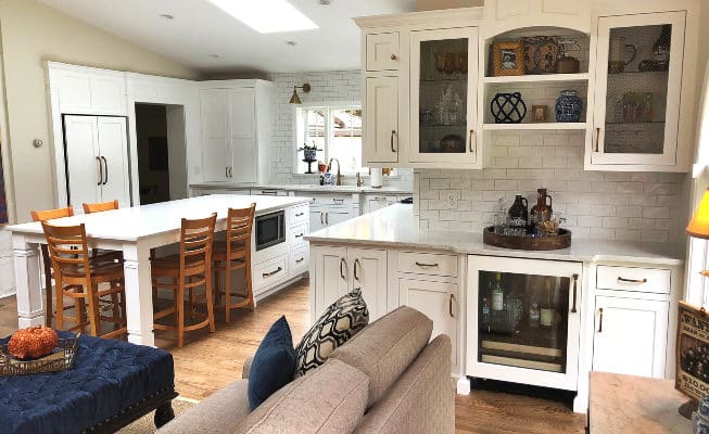 white-custom-kitchen-cabinets