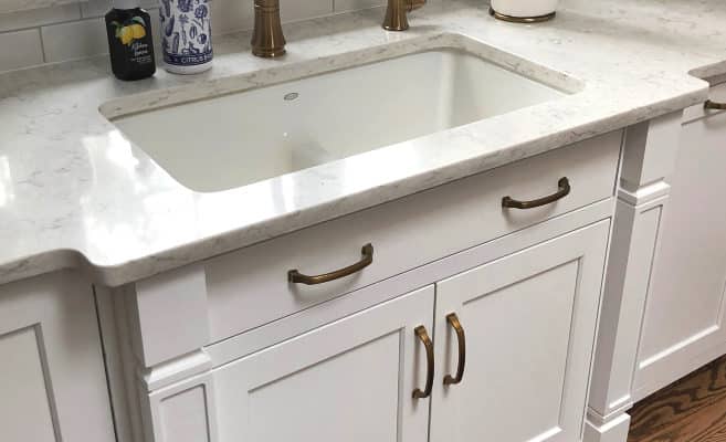 white-custom-kitchen-cabinets