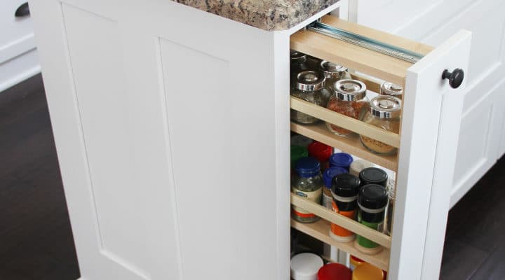 white-custom-kitchen-cabinets